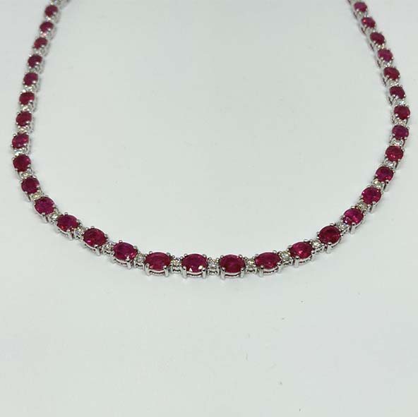 ルビーの最新買取相場K18WG R20.00ct D2.00ct エタニティ ネックレス